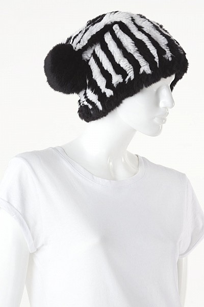 EMMA BLACK & WHITE REX RABBIT BEANIE